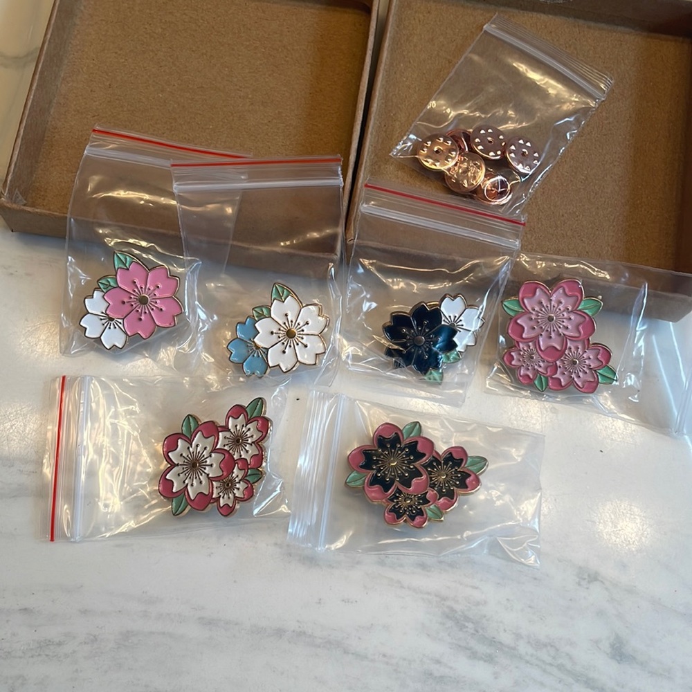 Pin collection